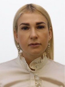 Устюжанина Марина Александровна.